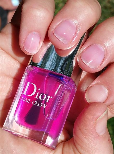 dior holographic glow erfahrung|Dior nails review.